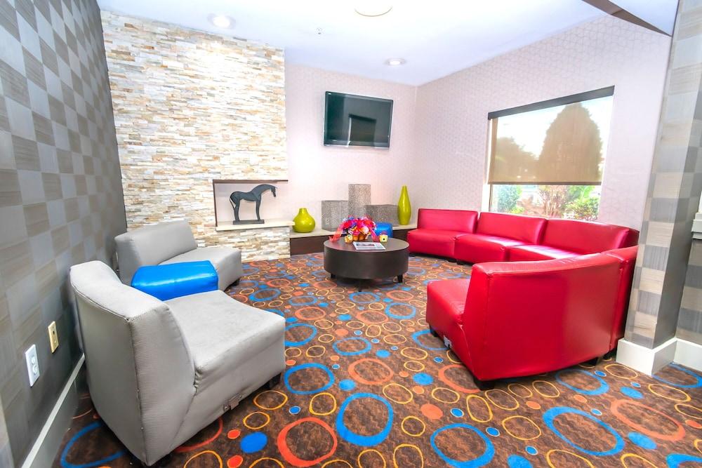 Econo Lodge Inn & Suites East Houston I-10 Eksteriør bilde