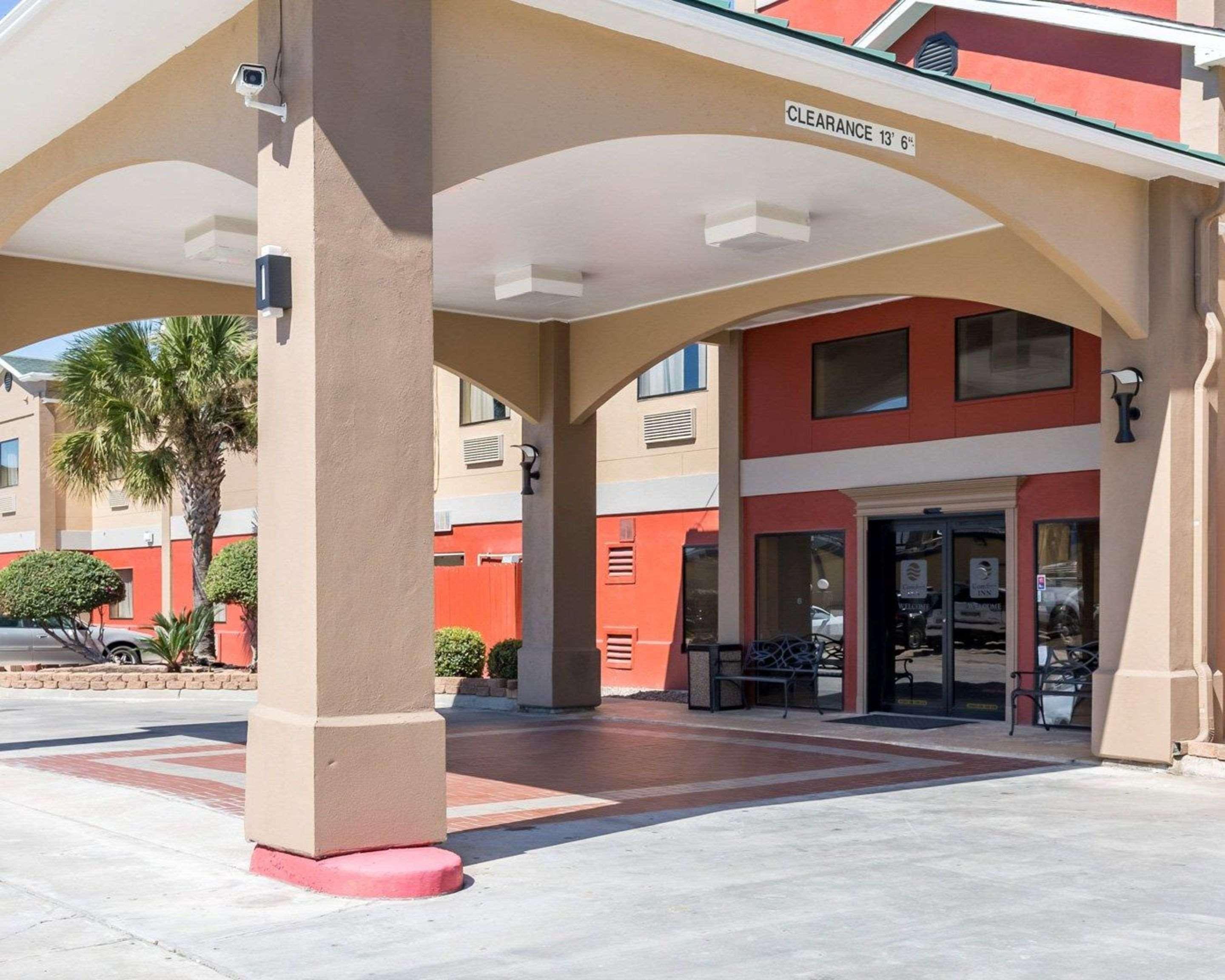 Econo Lodge Inn & Suites East Houston I-10 Eksteriør bilde