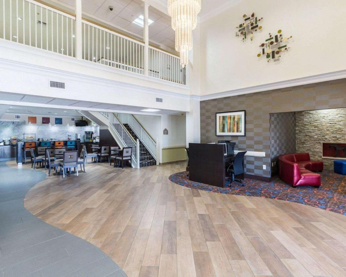 Econo Lodge Inn & Suites East Houston I-10 Eksteriør bilde