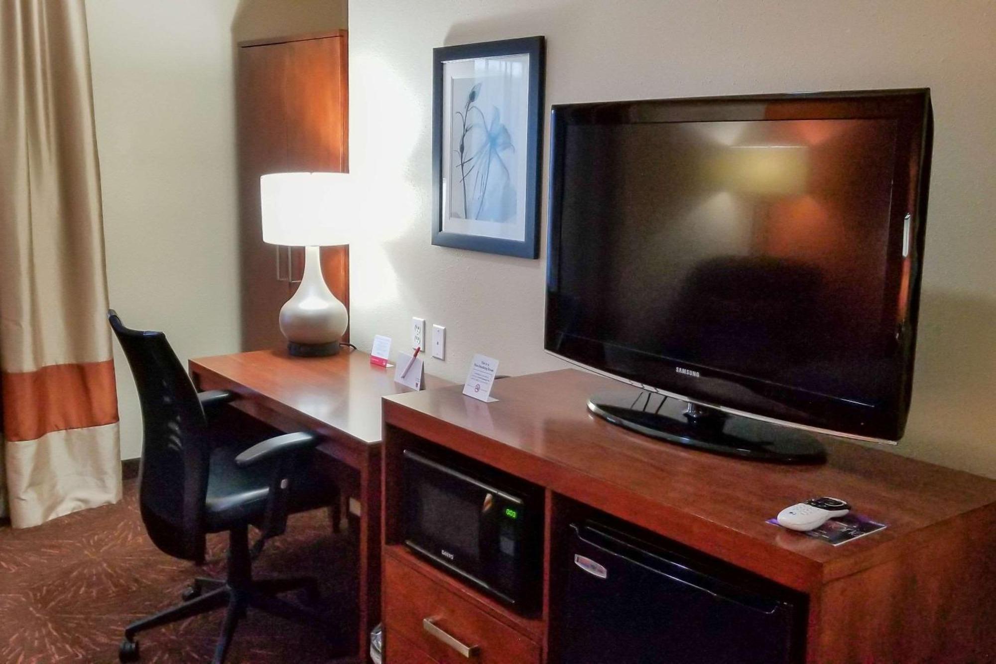 Econo Lodge Inn & Suites East Houston I-10 Eksteriør bilde